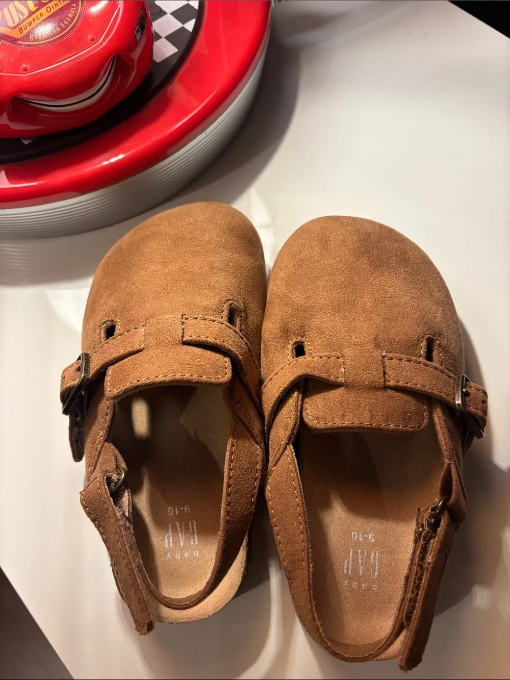 GAP Toddler Brown Suede clogs/birkenstocks/slides